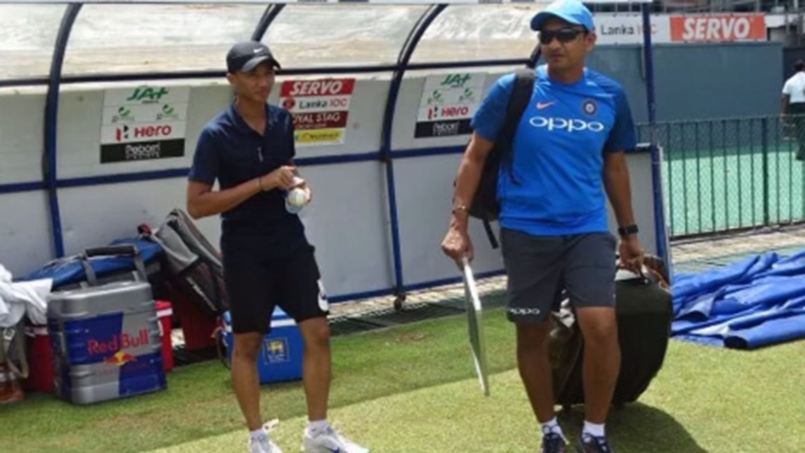 टीम इंडिया के पूर्व कोच संजय बांगड़ ने बेटे को क्यों क्रिकेट छोड़ने के लिए कहा? लड़के से लड़की बनीं अनाया ने पहली बार बताई दर्दनाक कहानी टीम इंडिया के पूर्व कोच संजय बांगड़ ने बेटे को क्यों क्रिकेट छोड़ने के लिए कहा? लड़के से लड़की बनीं अनाया ने पहली बार बताई दर्दनाक कहानी