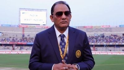 SRH के होम ग्राउंड पर नहीं दिखेगा मोहम्मद अजहरुद्दीन स्टैंड, HCA ने दिए आदेश, कहा- टिकट पर भी नहीं होना चाहिए पूर्व क्रिकेटर का नाम SportsTak Hindi