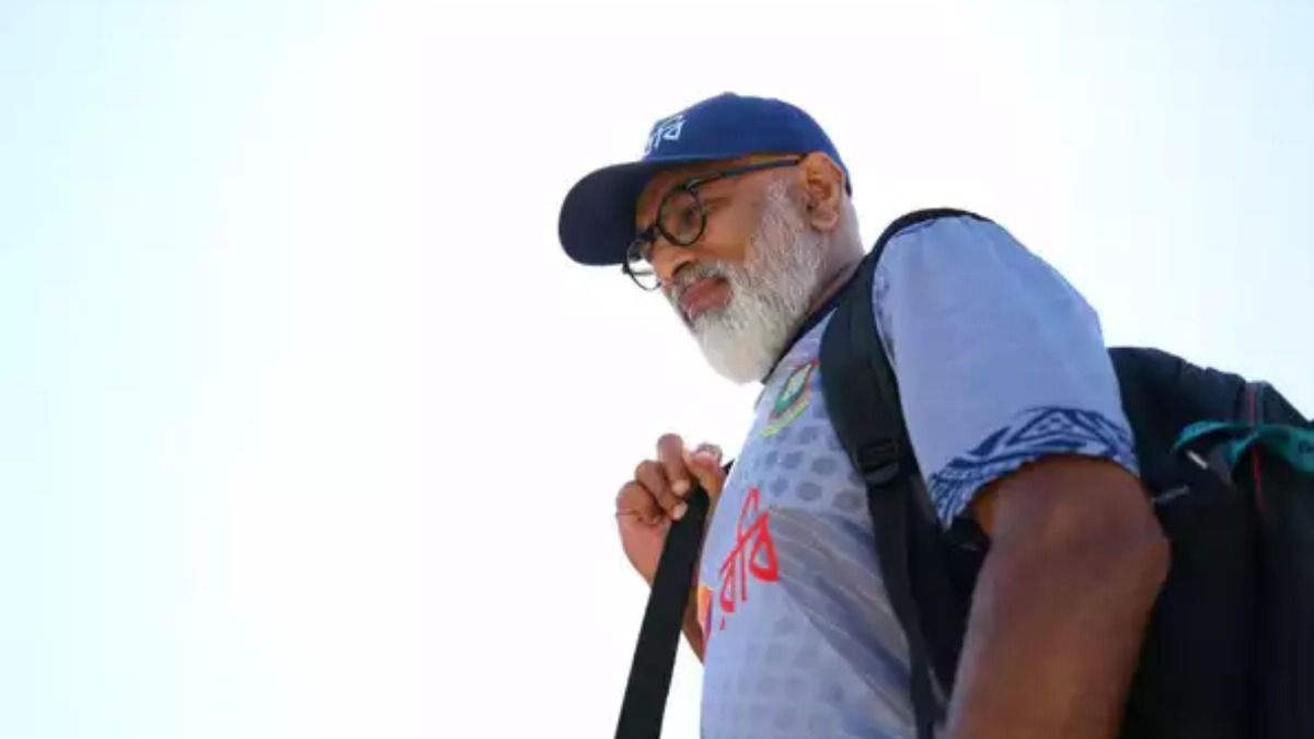 'मेरी जान को खतरा था', श्रीलंकाई दिग्गज ने सुनाई बांग्लादेश में हुए बर्ताव की दिल दहलाने वाली आपबीती, बोले- लोग सड़कों पर थे और गनमैन... SportsTak Hindi