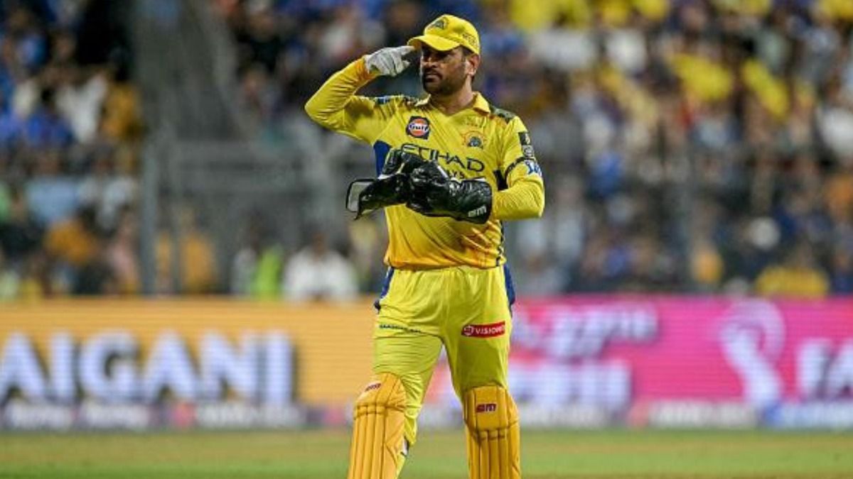 मुंबई से हार के बाद बुरी तरह टूटे धोनी, IPL 2025 के प्लेऑफ में जाने की छोड़ी उम्मीद! कहा - अगले साल के लिए...