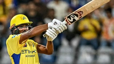 17 साल के आयुष म्हात्रे ने नेट्स में धोनी को कैसे किया था प्रभावित, CSK के कोच स्टीफन फ्लेमिंग ने खोला बड़ा राज SportsTak Hindi