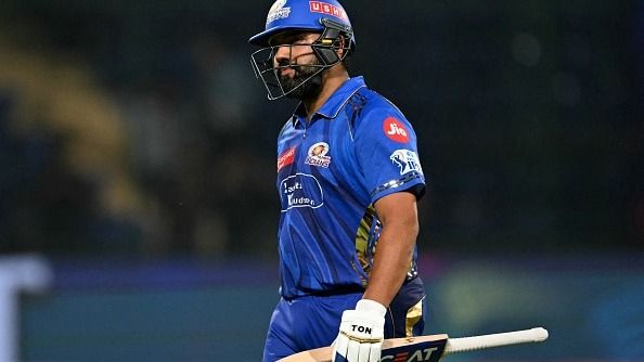 BCCI ने जिस कोच की टीम इंडिया से की छुट्टी, रोहित शर्मा ने उसे IPL 2025 के बीच कहा थैंक यू, जानिए क्यों