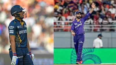 IPL 2025 KKR vs GT Today Match Toss : केकेआर ने जीता टॉस और टीम में किए दो बड़े बदलाव, जानें दोनों टीमों की Playing XI Shubman Gill and Ajinkya Rahane