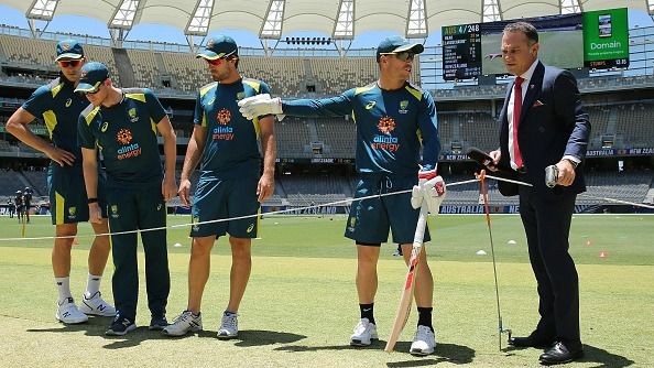 ऑस्ट्रेलियाई स्टार को घरेलू हिंसा के लिए चार साल जेल की सजा, मगर इस वजह से नहीं रहना होगा सलाखों के पीछे ऑस्ट्रेलियाई स्टार को घरेलू हिंसा के लिए चार साल जेल की सजा, मगर इस वजह से नहीं रहना होगा सलाखों के पीछे