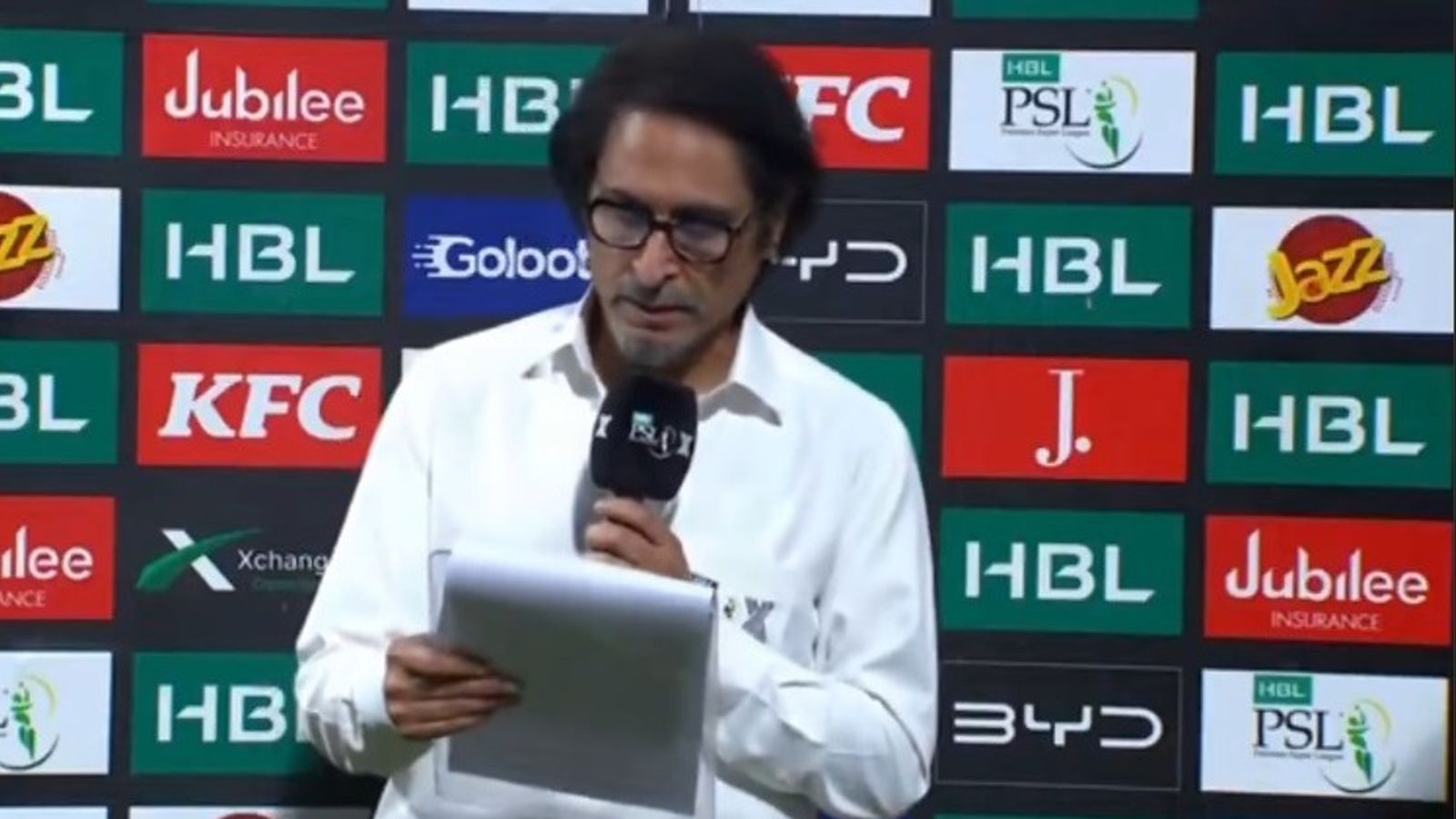 पाकिस्तान सुपर लीग में रमीज राजा को क्या हो गया? अवॉर्ड प्रेजेंटेशन में करने लगे IPL-IPL, टूर्नामेंट को PSL की बजाय भारतीय लीग तक बताया, Video पाकिस्तान सुपर लीग में रमीज राजा को क्या हो गया? अवॉर्ड प्रेजेंटेशन में करने लगे IPL-IPL, टूर्नामेंट को PSL की बजाय भारतीय लीग तक बताया, Video