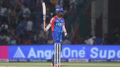 दिल्ली कैपिटल्स को बड़ी जीत दिलाने के बाद ओपनर ने बताई दिल में दबी बात, बोले- टीम इंडिया के लिए खेलना चाहता हूं, मगर... SportsTak Hindi