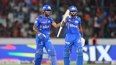 हार्दिक पंड्या के साथ अपने रिश्ते को लेकर तिलक वर्मा ने पहली बार तोड़ी चुप्पी, कहा- उम्मीद करता हूं कि... SportsTak Hindi