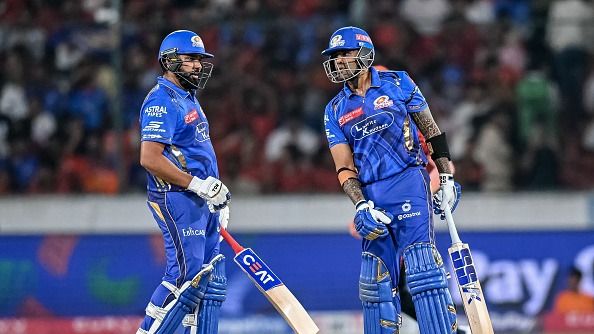 SRH vs MI Highlights: मुंबई इंडियंस ने जीता लगातार चौथा मैच, SRH को उसी के घर में 7 विकेट से रौंदा, रोहित का बल्ले से फिर रौला