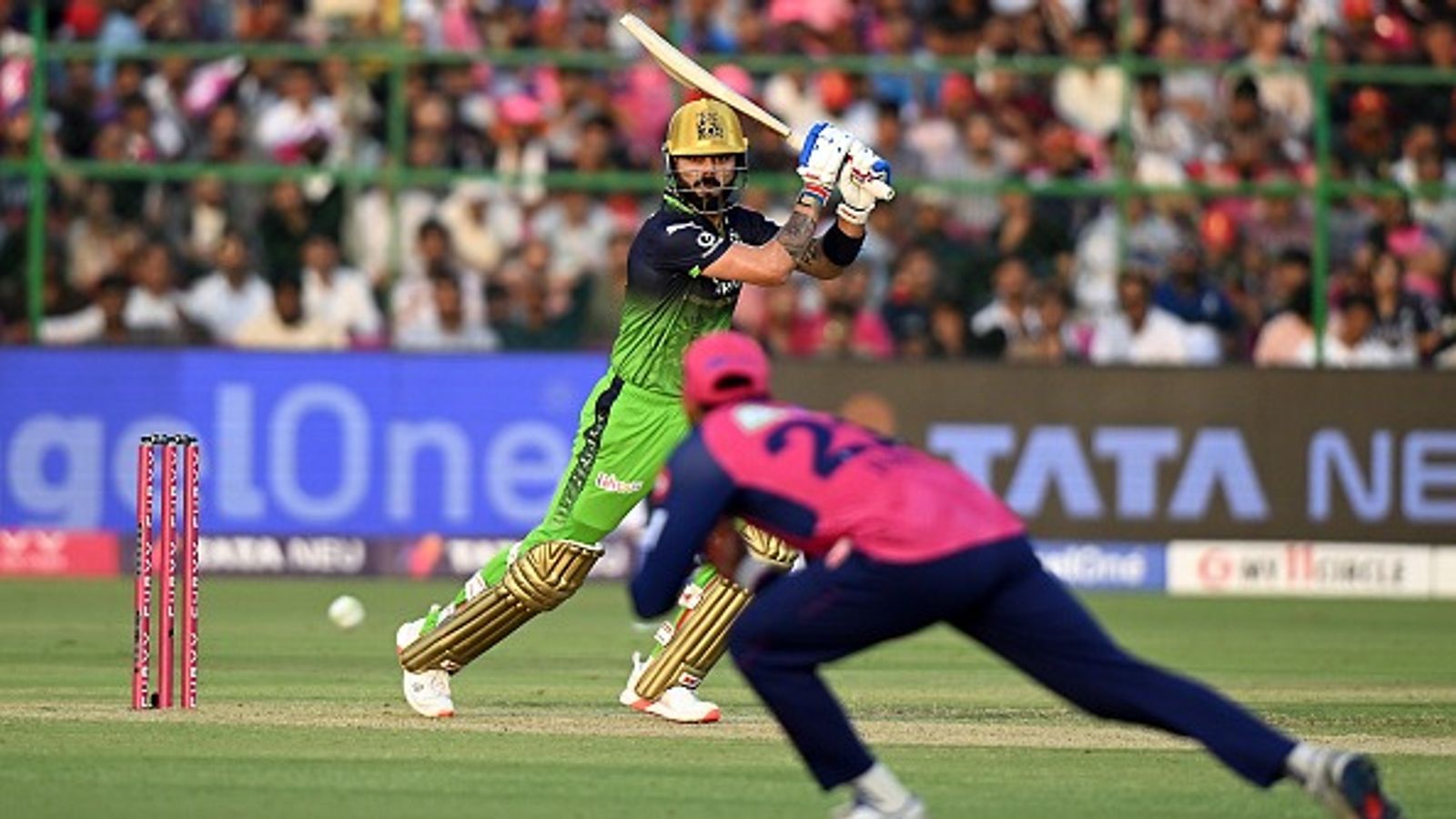 RCB vs RR Today Match Prediction: रॉयल चैलेंजर्स बेंगलुरु और राजस्थान रॉयल्स के बीच मुकाबला, जानें कौन जीतेगा आज का IPL मैच? RCB vs RR Today Match Prediction: रॉयल चैलेंजर्स बेंगलुरु और राजस्थान रॉयल्स के बीच मुकाबला, जानें कौन जीतेगा आज का IPL मैच?