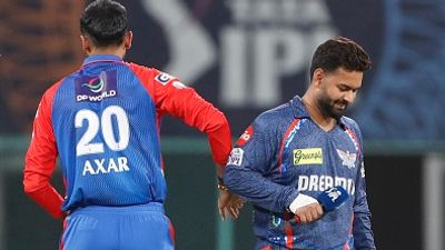 Exclusive: दिल्ली कैपिटल्स के खिलाफ हाथ पर पट्टी बांध ऋषभ पंत ने बढ़ाई टेंशन, अब LSG का गेंदबाज बोला- वह तो बिल्कुल ठीक है SportsTak Hindi