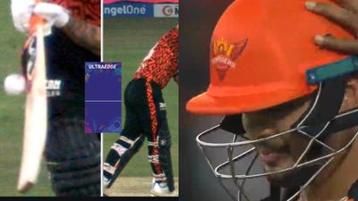 Ishan Kishan Controversy : क्या बिना अपील के भी बल्लेबाज हो सकता है आउट? इशान किशन को बाहर जाने से रोक सकते थे अंपायर्स, जानें ये बड़ा नियम SportsTak Hindi