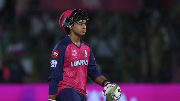 'अगर सोचेगा करोड़पति बन गया तो खत्म हो जाएगा', 14 साल के वैभव सूर्यवंशी को वीरेंद्र सहवाग ने दी नसीहत, कहा - कोहली की तरह...