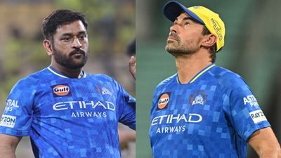 एमएस धोनी और हेड कोच स्टीफन फ्लेमिंग में मतभेद, IPL 2025 में चेन्नई सुपर किंग्स की 7वीं हार के बाद क्या हुआ? SportsTak Hindi