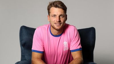 IPL 2025 से पहले जॉस बटलर को राजस्थान रॉयल्स ने कर दिया था नाराज, इस तरह से इंग्लिश खिलाड़ी के साथ की गड़बड़ SportsTak Hindi