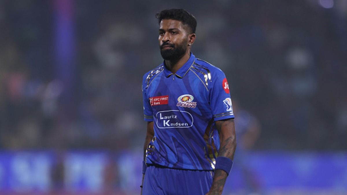 हार्दिक पंड्या के 'बूइंग' से लेकर फैंस का प्यार मिलने तक के सफर पर काइरन पोलार्ड का छलका दर्द, कहा - उसने बहुत कुछ झेला और...