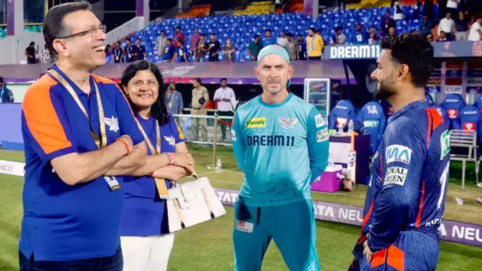 LSG की टीम में संजीव गोयनका का क्या है अहम रोल? निकोलस पूरन ने खुलासा करते हुए कहा - वो खिलाड़ियों को... LSG की टीम में संजीव गोयनका का क्या है अहम रोल? निकोलस पूरन ने खुलासा करते हुए कहा - वो खिलाड़ियों को...