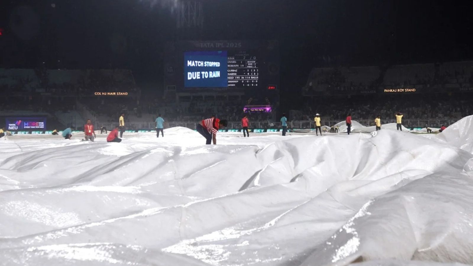 IPL 2025: कोलकाता-पंजाब मैच धुला जानिए किस टीम को होगा नुकसान, सामने आई पॉइंट्स टेबल की नई कहानी IPL 2025: कोलकाता-पंजाब मैच धुला जानिए किस टीम को होगा नुकसान, सामने आई पॉइंट्स टेबल की नई कहानी