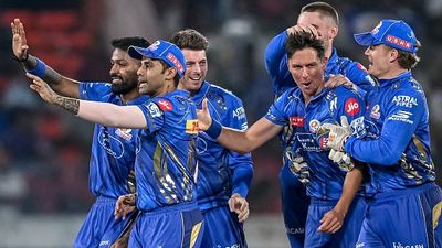 IPL 2025 में बनेगा इतना बड़ा स्कोर, चौंक जाएगी पूरी दुनिया, मुंबई इंडियंस के स्टार की बड़ी भविष्यवाणी SportsTak Hindi