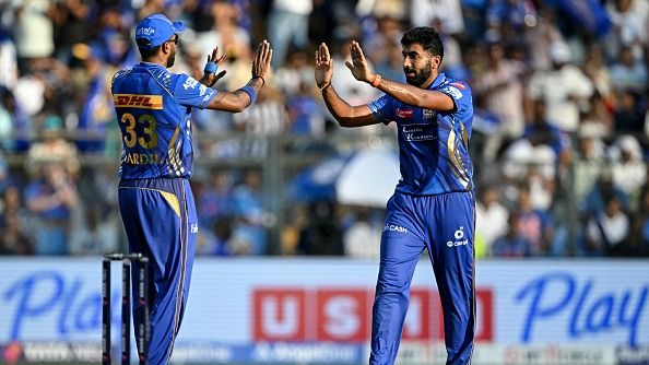 जसप्रीत बुमराह ने 4 विकेट लेकर लखनऊ सुपर जायंट्स की तोड़ी कमर, मुंबई के लिए जो कोई नहीं कर पाया वो इस गेंदबाज ने कर दिखाया जसप्रीत बुमराह ने 4 विकेट लेकर लखनऊ सुपर जायंट्स की तोड़ी कमर, मुंबई के लिए जो कोई नहीं कर पाया वो इस गेंदबाज ने कर दिखाया