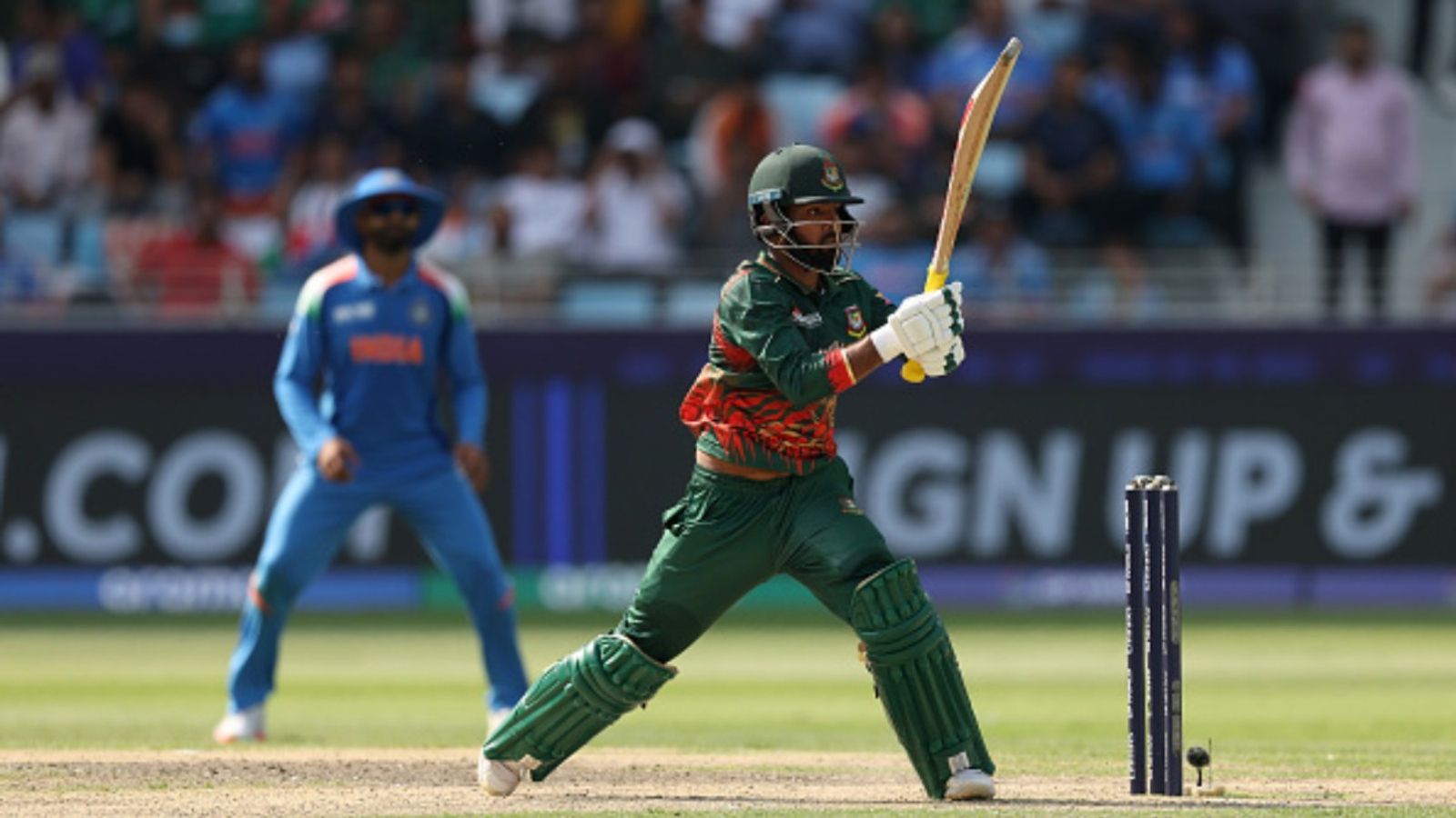 बांग्लादेशी खिलाड़ी को मिली तगड़ी सजा, चार मैचों के लिए लगा बैन, जानिए क्यों हुआ ऐसा बांग्लादेशी खिलाड़ी को मिली तगड़ी सजा, चार मैचों के लिए लगा बैन, जानिए क्यों हुआ ऐसा