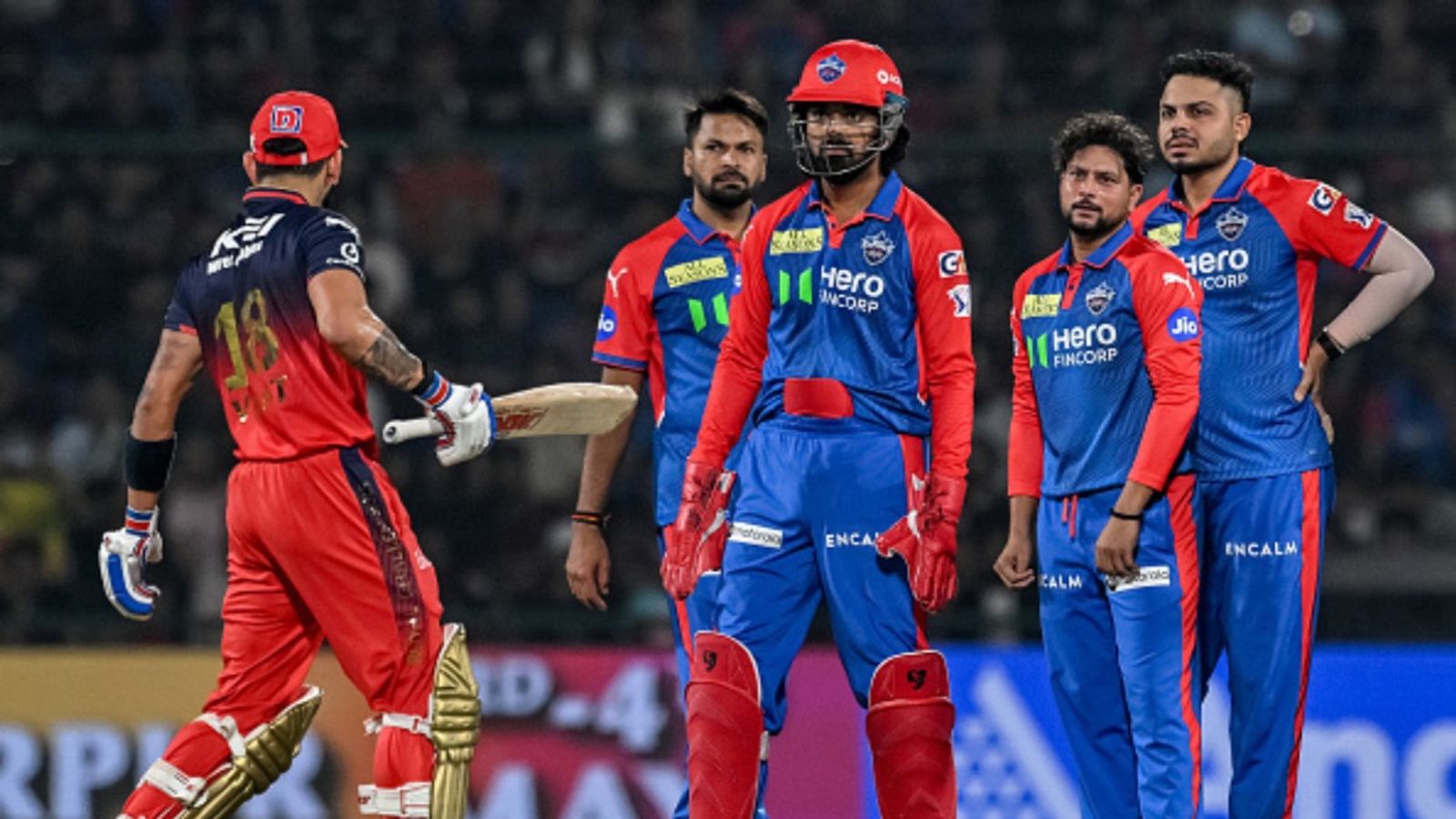 'अच्छा हुआ आउट हो गया', केएल राहुल ने दिल्ली की हार के बीच इस बात का मनाया जश्न, सामने आया कोहली के साथ मसखरी का अनदेखा वीडियो 'अच्छा हुआ आउट हो गया', केएल राहुल ने दिल्ली की हार के बीच इस बात का मनाया जश्न, सामने आया कोहली के साथ मसखरी का अनदेखा वीडियो