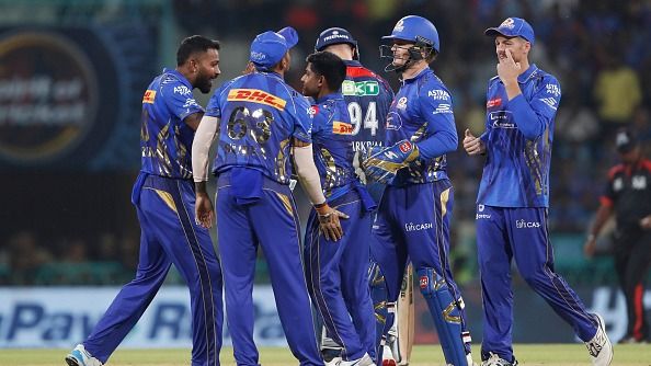 बड़ी खबर: मुंबई इंडियंस का सितारा IPL 2025 से हुआ बाहर, राजस्‍थान रॉयल्‍स के खिलाफ मैच से पहले 32 साल के खिलाड़ी ने किया रिप्‍लेस