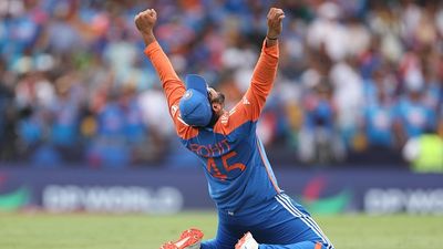 'एक सीजन में 500-600 रन बनाना कोई मायने नहीं रखता,'रोहित शर्मा ने दिया चौंकाने वाला बयान, कहा- मैंने वर्ल्ड कप के दौरान... SportsTak Hindi