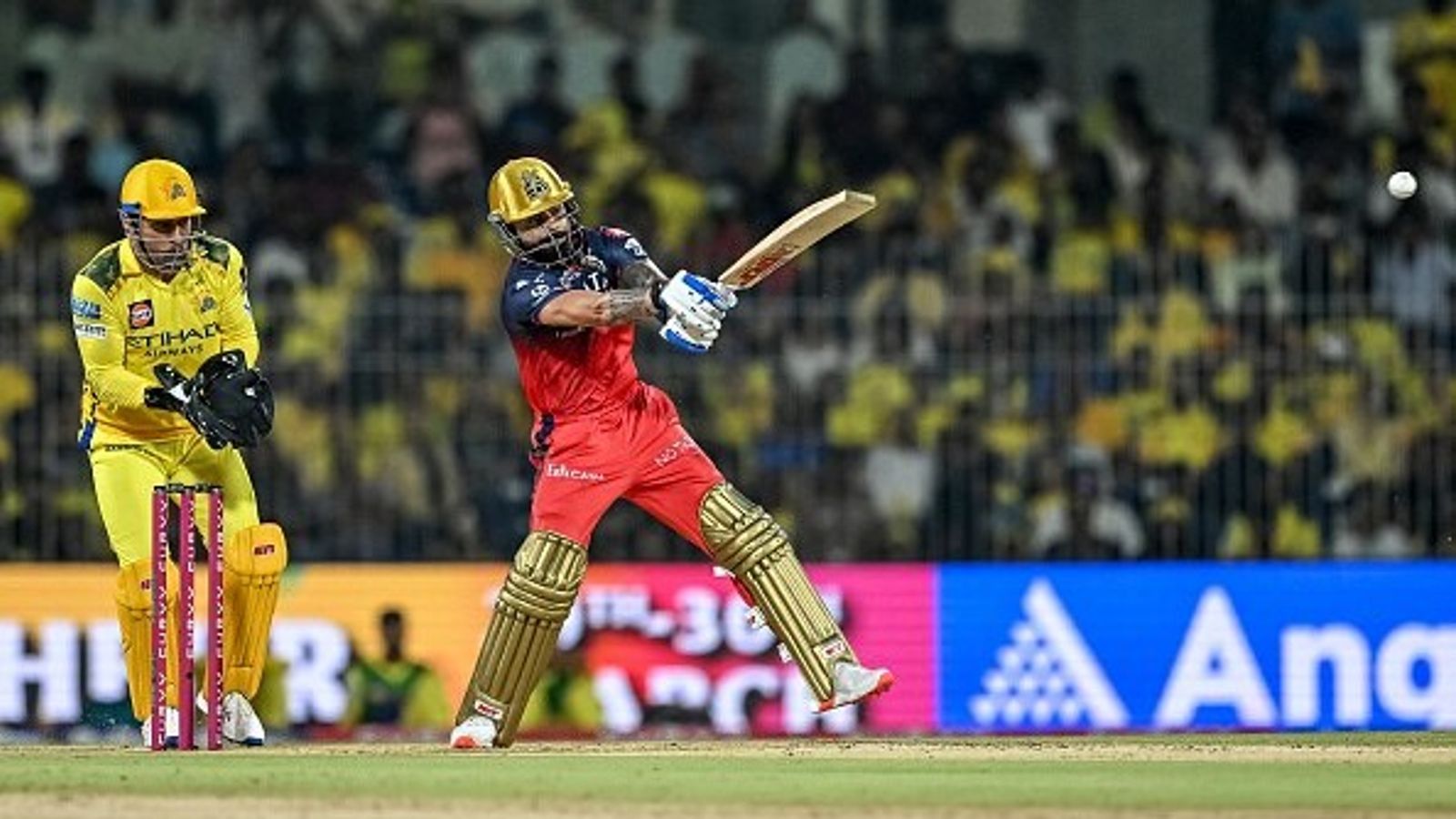 IPL 2025 Points Table Update : CSK को RCB ने दो रन रन से हराकर प्लेऑफ की तरफ बढ़ाया कदम और मुंबई से छीना ताज, जानें अंकतालिका का हाल IPL 2025 Points Table Update : CSK को RCB ने दो रन रन से हराकर प्लेऑफ की तरफ बढ़ाया कदम और मुंबई से छीना ताज, जानें अंकतालिका का हाल
