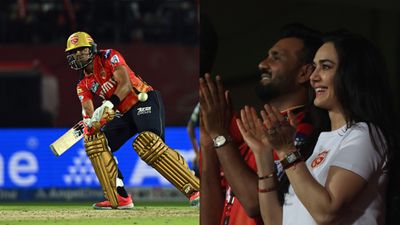 शशांक सिंह ने छक्का जड़कर मयंक यादव की गेंद को पहुंचाया स्टेडियम पार, प्रीति जिंटा के उड़े होश, VIDEO वायरल SportsTak Hindi