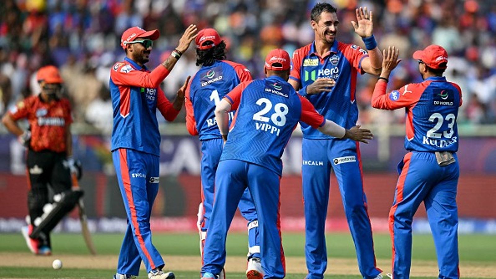 SRH vs DC Predicted playing XI: टी नटराजन का इंतजार खत्म, दिल्ली कैपिटल्स के करेंगे डेब्यू, SRH की प्लेइंग इलेवन से शमी बाहर! SRH vs DC Predicted playing XI: टी नटराजन का इंतजार खत्म, दिल्ली कैपिटल्स के करेंगे डेब्यू, SRH की प्लेइंग इलेवन से शमी बाहर!