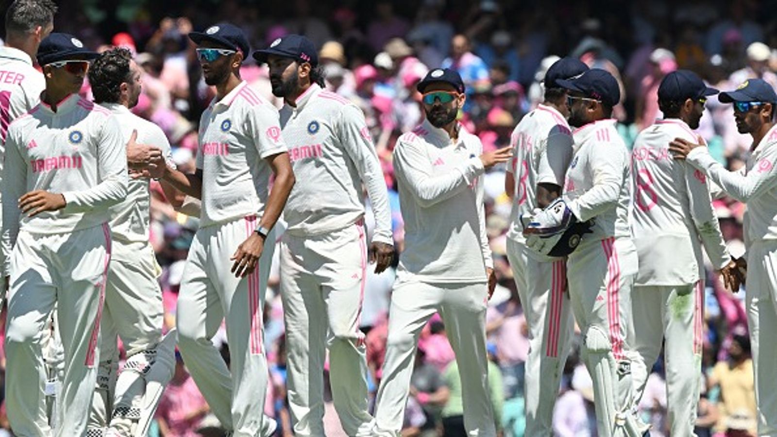 IND vs ENG: बीसीसीआई ने खिलाड़ियों को भेजने पर शुरू किया काम, इस तारीख को इंग्लैंड रवाना किए जा सकते हैं भारतीय खिलाड़ी, सामने आया प्लान IND vs ENG: बीसीसीआई ने खिलाड़ियों को भेजने पर शुरू किया काम, इस तारीख को इंग्लैंड रवाना किए जा सकते हैं भारतीय खिलाड़ी, सामने आया प्लान