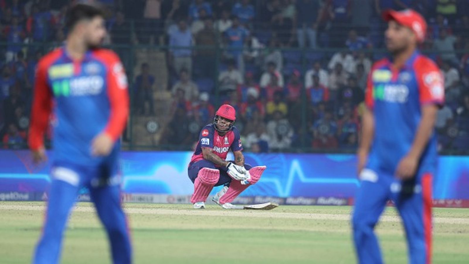 IPL 2025 में रनों के सूखे से जूझ रहा विस्फोटक बल्लेबाज टीम से बाहर, आयरलैंड-इंग्लैंड दौरे के लिए वेस्टइंडीज का बड़ा फैसला IPL 2025 में रनों के सूखे से जूझ रहा विस्फोटक बल्लेबाज टीम से बाहर, आयरलैंड-इंग्लैंड दौरे के लिए वेस्टइंडीज का बड़ा फैसला