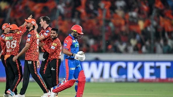 'मैं लगभग अपनी कुर्सी से गिर गया, जब मैंने देखा कि करुण नायर ओपन करने आए', SRH के खिलाफ बैटिंग बिखरने के बाद दिल्‍ली कैपिटल्‍स के पूर्व कोच ने लगाई मैनेजमेंट को फटकार