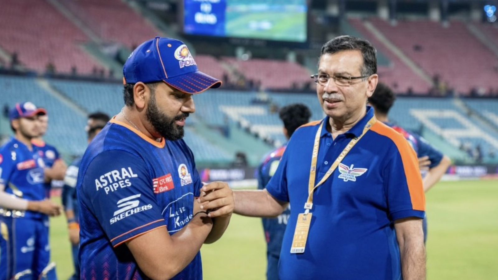 Rohit Sharma Retirement : रोहित शर्मा के टेस्ट क्रिकेट से संन्यास पर LSG के मालिक संजीव गोयनका और ऋषभ पंत ने जीता दिल, कहा - अलविदा बेख़ौफ ओपनर... Rohit Sharma Retirement : रोहित शर्मा के टेस्ट क्रिकेट से संन्यास पर LSG के मालिक संजीव गोयनका और ऋषभ पंत ने जीता दिल, कहा - अलविदा बेख़ौफ ओपनर...