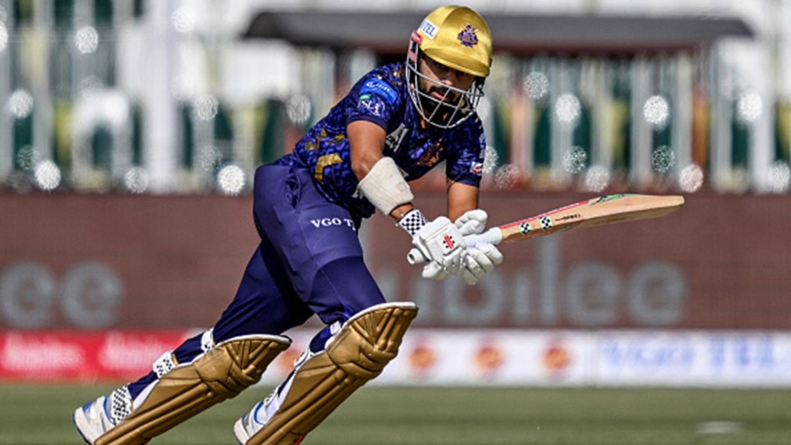 भारत के हमले से पाकिस्तान सुपर लीग के दौरान खौफ में अंग्रेज! क्या लीग छोड़कर लौट जाएंगे इंग्लैंड? सामने आई बड़ी अपडेट भारत के हमले से पाकिस्तान सुपर लीग के दौरान खौफ में अंग्रेज! क्या लीग छोड़कर लौट जाएंगे इंग्लैंड? सामने आई बड़ी अपडेट