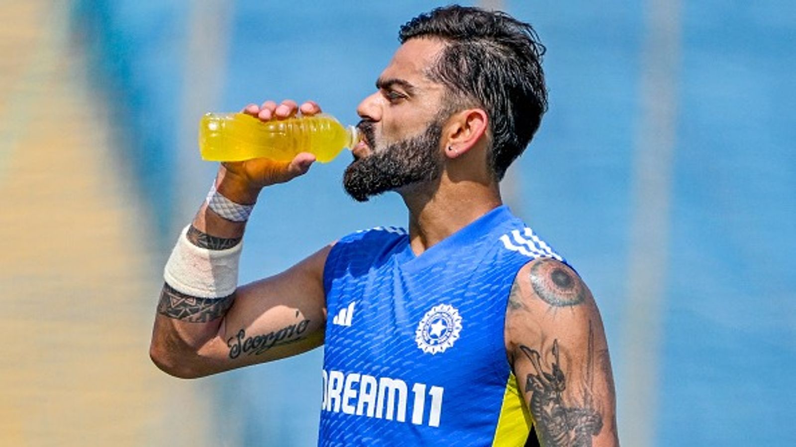 मैं नहीं चाहता कि मेरे कई महीने और बर्बाद हों...विराट कोहली का पुराना वीडियो हो रहा है वायरल, भारतीय क्रिकेट पर कही थी बड़ी बात मैं नहीं चाहता कि मेरे कई महीने और बर्बाद हों...विराट कोहली का पुराना वीडियो हो रहा है वायरल, भारतीय क्रिकेट पर कही थी बड़ी बात