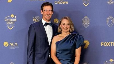 'हमें वैन में बैठाया, वहां पागलपन था…', ऑस्ट्रेलियाई दिग्गज ने बताया कैसे पंजाब-दिल्ली के प्लेयर्स को धर्मशाला से निकाला SportsTak Hindi