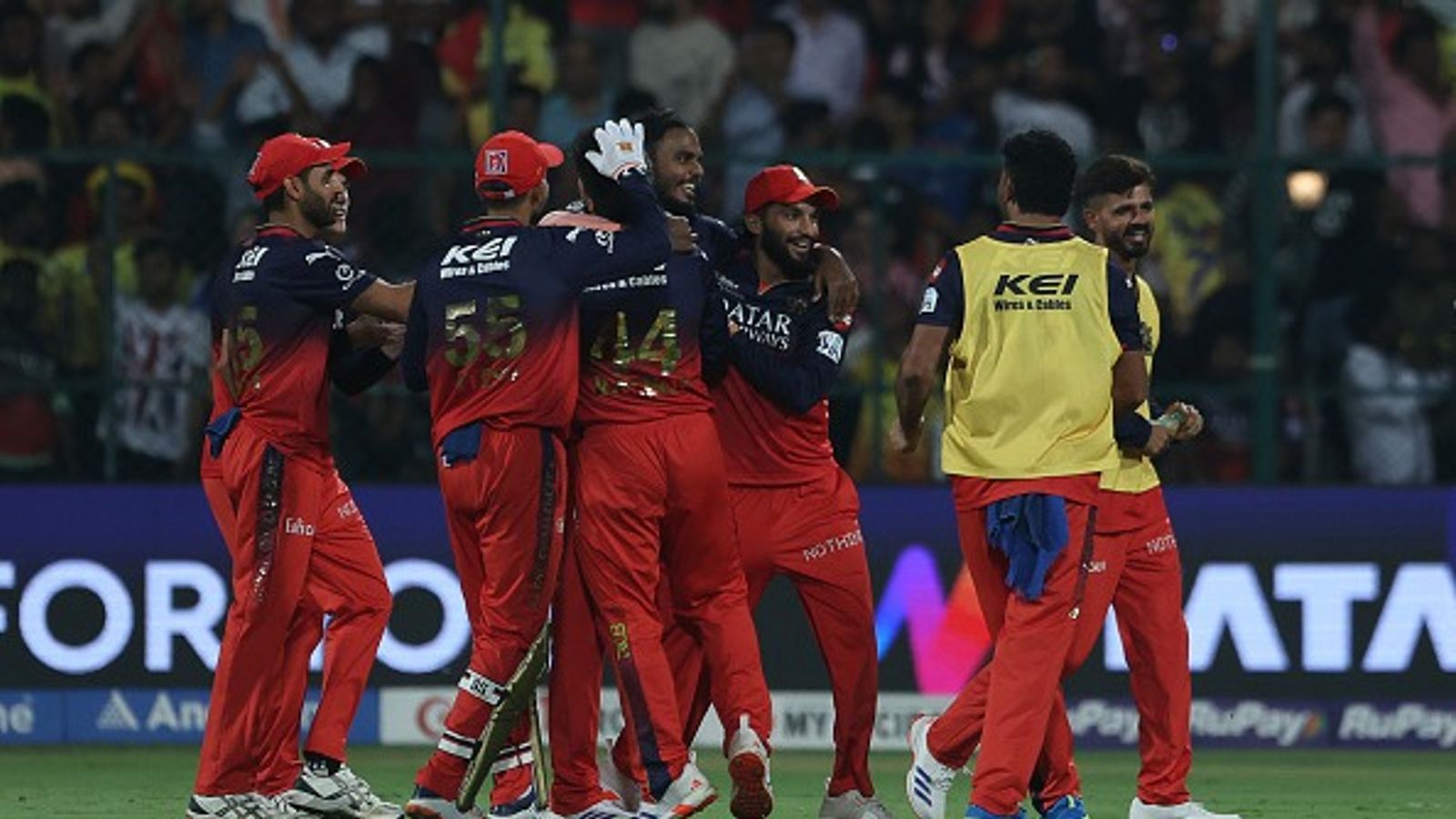 IPL 2025 के नए शेड्यूल ने इन विदेशी खिलाड़ियों को फंसाया, अब देश का मैच खेलेंगे या फ्रेंचाइज का IPL 2025 के नए शेड्यूल ने इन विदेशी खिलाड़ियों को फंसाया, अब देश का मैच खेलेंगे या फ्रेंचाइज का