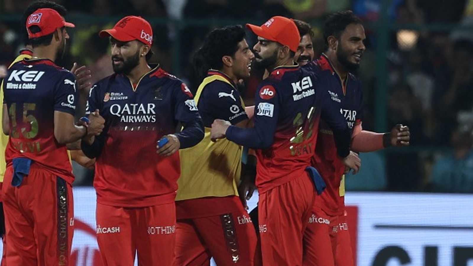 'IPL 2025 को रद्द कर दिया जाएगा, हम प्लेयर्स को ...', भारत-पाकिस्तान तनाव के कारण PBKS vs DC मैच बीच में ही रद्द होने पर कैसा था RCB का माहौल? 'IPL 2025 को रद्द कर दिया जाएगा, हम प्लेयर्स को ...', भारत-पाकिस्तान तनाव के कारण PBKS vs DC मैच बीच में ही रद्द होने पर कैसा था RCB का माहौल?