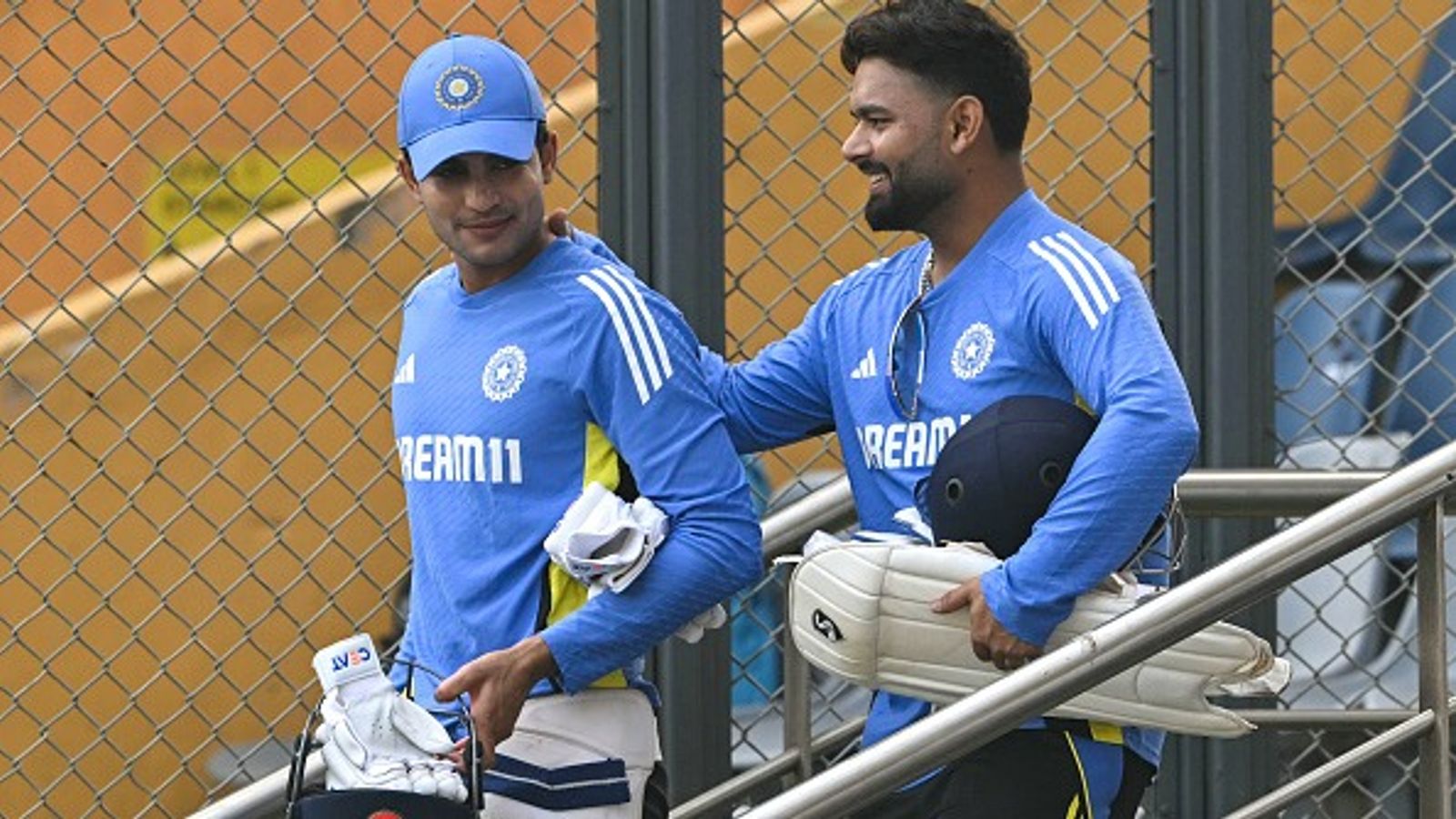 शुभमन गिल, श्रेयस अय्यर और ऋषभ पंत? सुनील गावस्कर ने चुना टीम इंडिया का अगला कप्तान शुभमन गिल, श्रेयस अय्यर और ऋषभ पंत? सुनील गावस्कर ने चुना टीम इंडिया का अगला कप्तान