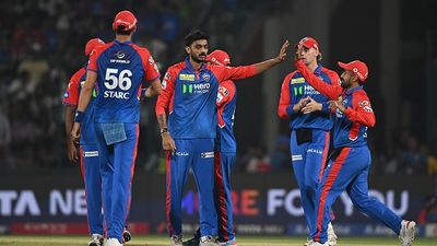 IPL 2025: दिल्ली कैपिटल्स में लौटे दो विदशी धुरंधर, गुजरात टाइटंस के खिलाफ मैच से पहले कप्तान अक्षर पटेल की दुगुनी हुई ताकत SportsTak Hindi