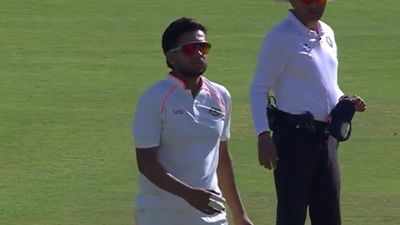 इंग्लैंड दौरे पर चुने जाने वाले कौन हैं हर्ष दुबे? इंडिया की टीम में पहली बार मिली जगह तो कहा - मुझे विश्वास नहीं था कि... harsh dubey