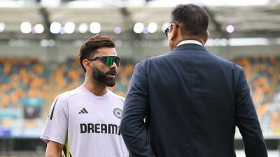 'न वो कोचिंग देगा और न ही कमेंट्री करेगा', रवि शास्त्री का विराट कोहली को लेकर बड़ा खुलासा, कहा- इंग्लैंड में... SportsTak Hindi