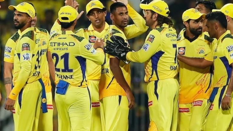IPL 2025 में घटिया खेल ने चेन्नई सुपर किंग्स के खिलाड़ियों को डराया! कोच ने बताई अंदर की बात, बोले- इतने सालों से हम लोग...