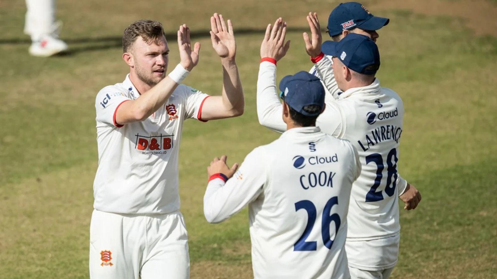 भारत के खिलाफ सीरीज से पहले इंग्लैंड 430 विकेट वाले बॉलर का करा रहा टेस्ट डेब्यू, मगर विराट कोहली के संन्यास की वजह से नहीं पूरा नहीं होगा यह सपना भारत के खिलाफ सीरीज से पहले इंग्लैंड 430 विकेट वाले बॉलर का करा रहा टेस्ट डेब्यू, मगर विराट कोहली के संन्यास की वजह से नहीं पूरा नहीं होगा यह सपना