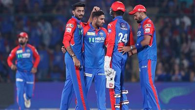 MI vs DC के बीच 'क्वार्टर फाइनल' दूसरे शहर में हो सकता है शिफ्ट? दिल्ली कैपिटल्स के मालिक की ऐन वक्त पर बड़ी मांग SportsTak Hindi