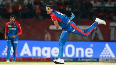 मिचेल स्टार्क के IPL 2025 के लिए दोबारा नहीं लौटने पर दिल्ली कैपिटल्स के कोच ने तोड़ी चुप्पी, बोले- आप बैठकर चिंता... SportsTak Hindi