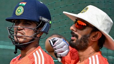 'तीन खिलाड़ियों ने...', इंग्लैंड के मुश्किल दौरे से पहले टीम इंडिया को मिली साफ-साफ चेतावनी SportsTak Hindi