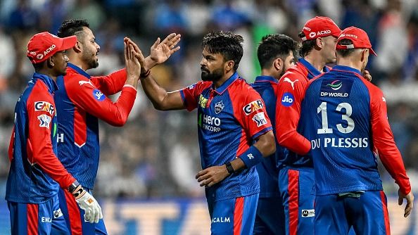 दिल्‍ली कैपिटल्‍स के स्‍टार के खिलाफ BCCI की बड़ी कार्रवाई, IPL 2025 से टीम के बाहर होने के बाद सुनाई सजा