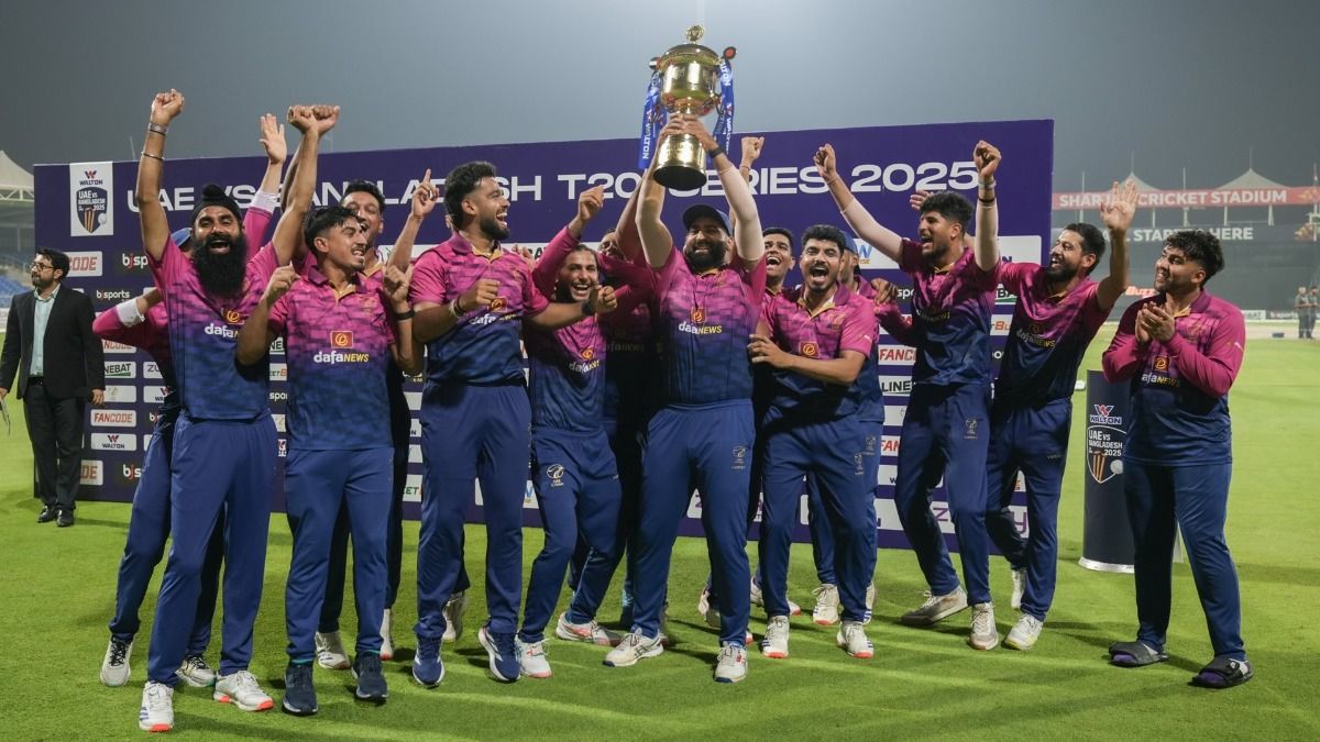 अलीशान शराफू-हैदर अली के दम पर यूएई ने बांग्‍लादेश के खिलाफ टी20 सीरीज जीतकर रचा इतिहास, दूसरी बार फुल मेंबर टीम को पीटकर किया कमाल